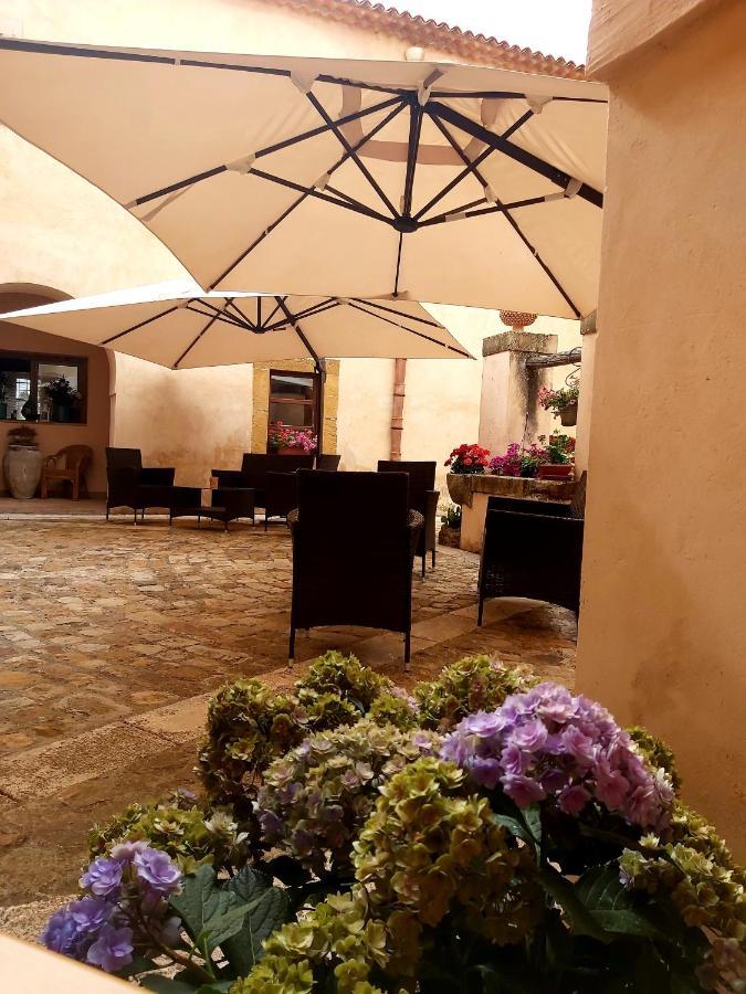 Al Convento Hotel San Mauro Castelverde Екстериор снимка