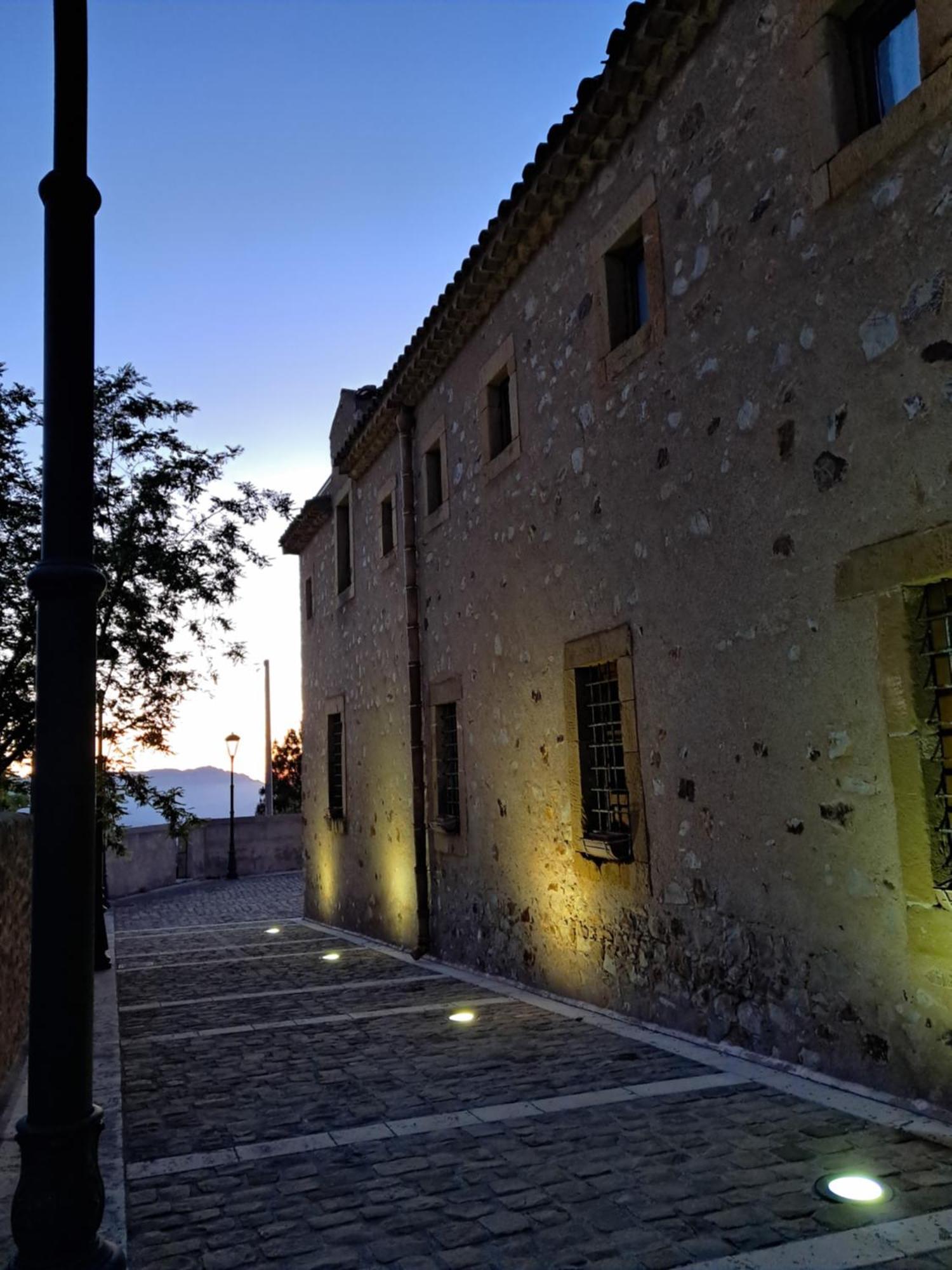 Al Convento Hotel San Mauro Castelverde Екстериор снимка